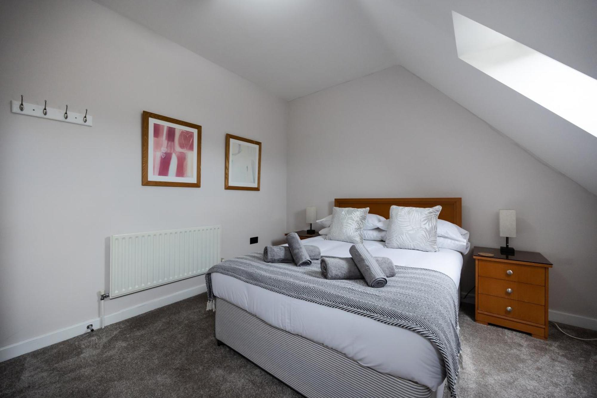 Stunning 3Br, Free Parking, Near Town Center, Long Term Discoun Apartment Reading Exterior photo