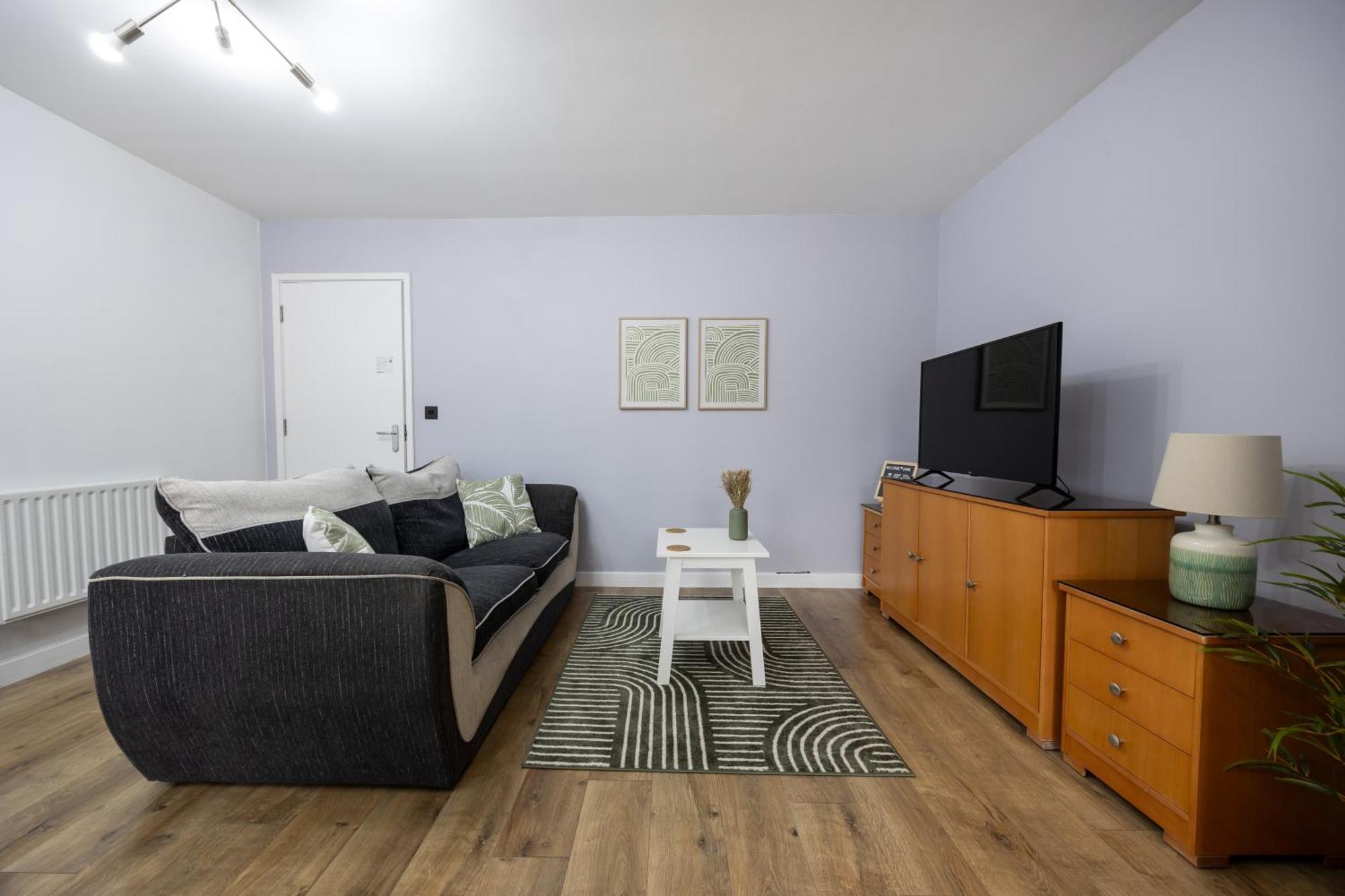 Stunning 3Br, Free Parking, Near Town Center, Long Term Discoun Apartment Reading Exterior photo