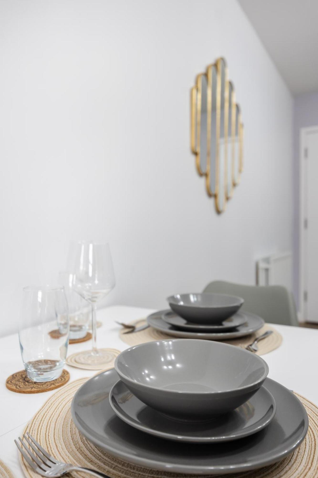 Stunning 3Br, Free Parking, Near Town Center, Long Term Discoun Apartment Reading Exterior photo