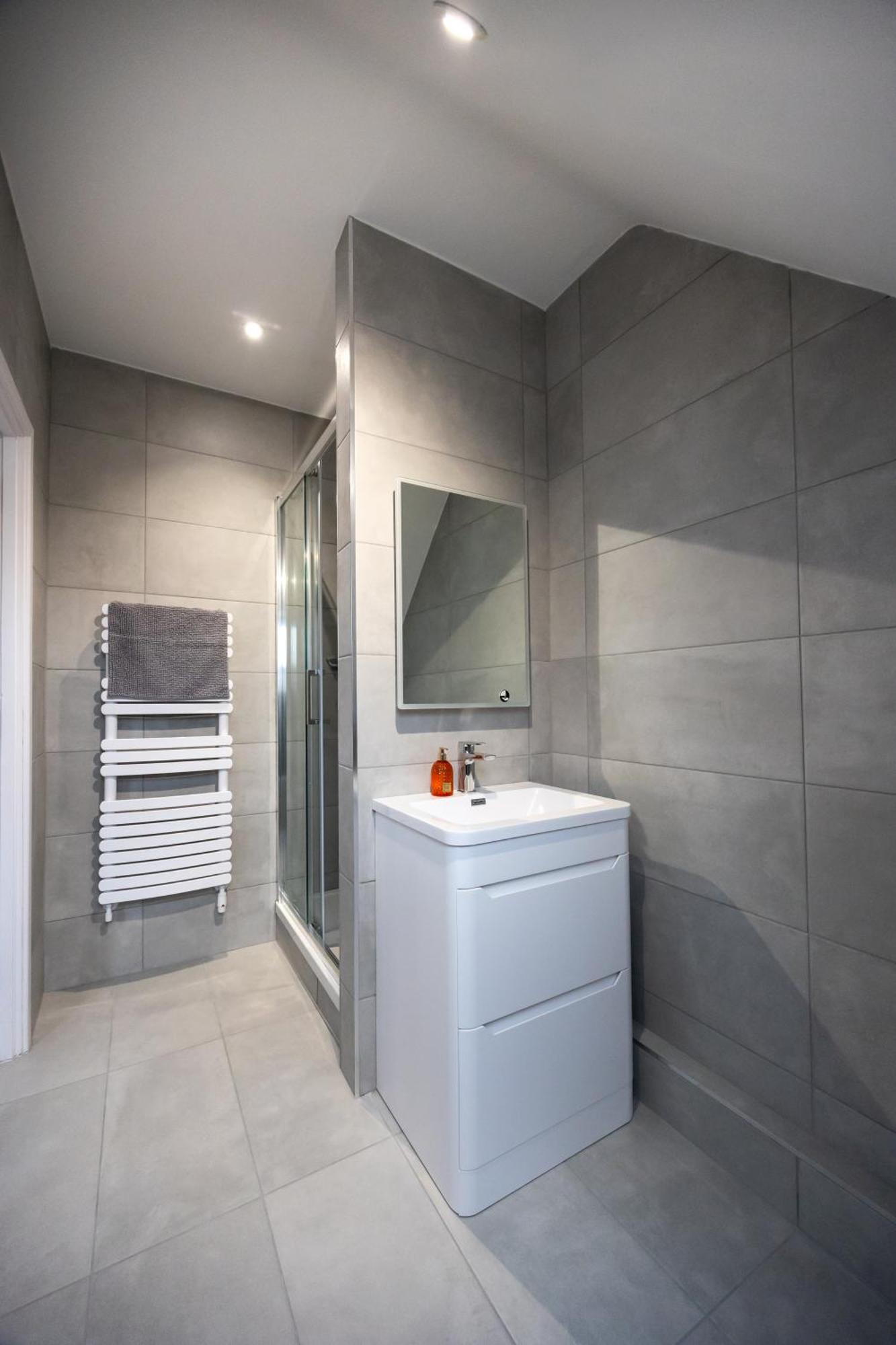 Stunning 3Br, Free Parking, Near Town Center, Long Term Discoun Apartment Reading Exterior photo