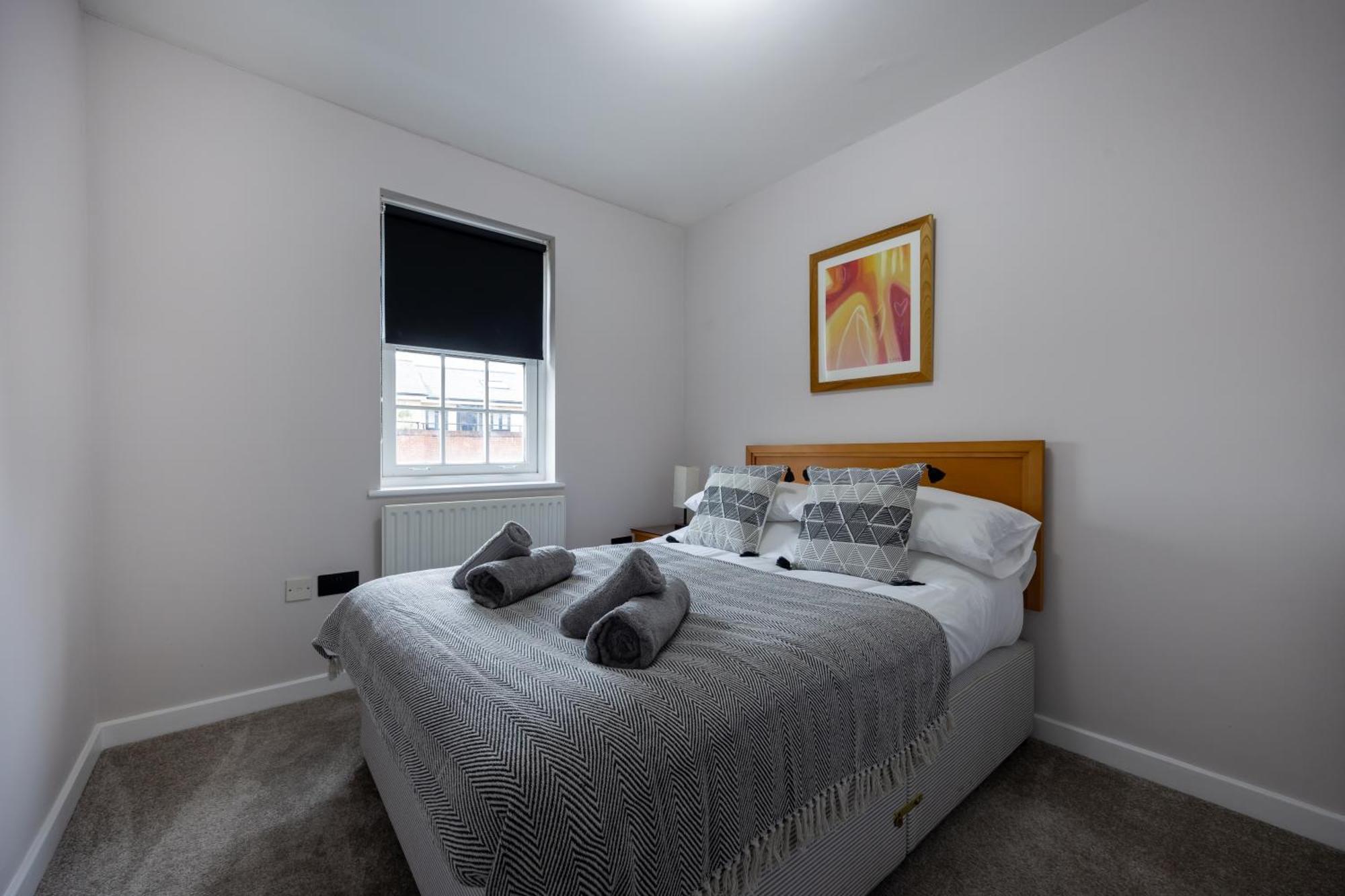 Stunning 3Br, Free Parking, Near Town Center, Long Term Discoun Apartment Reading Exterior photo