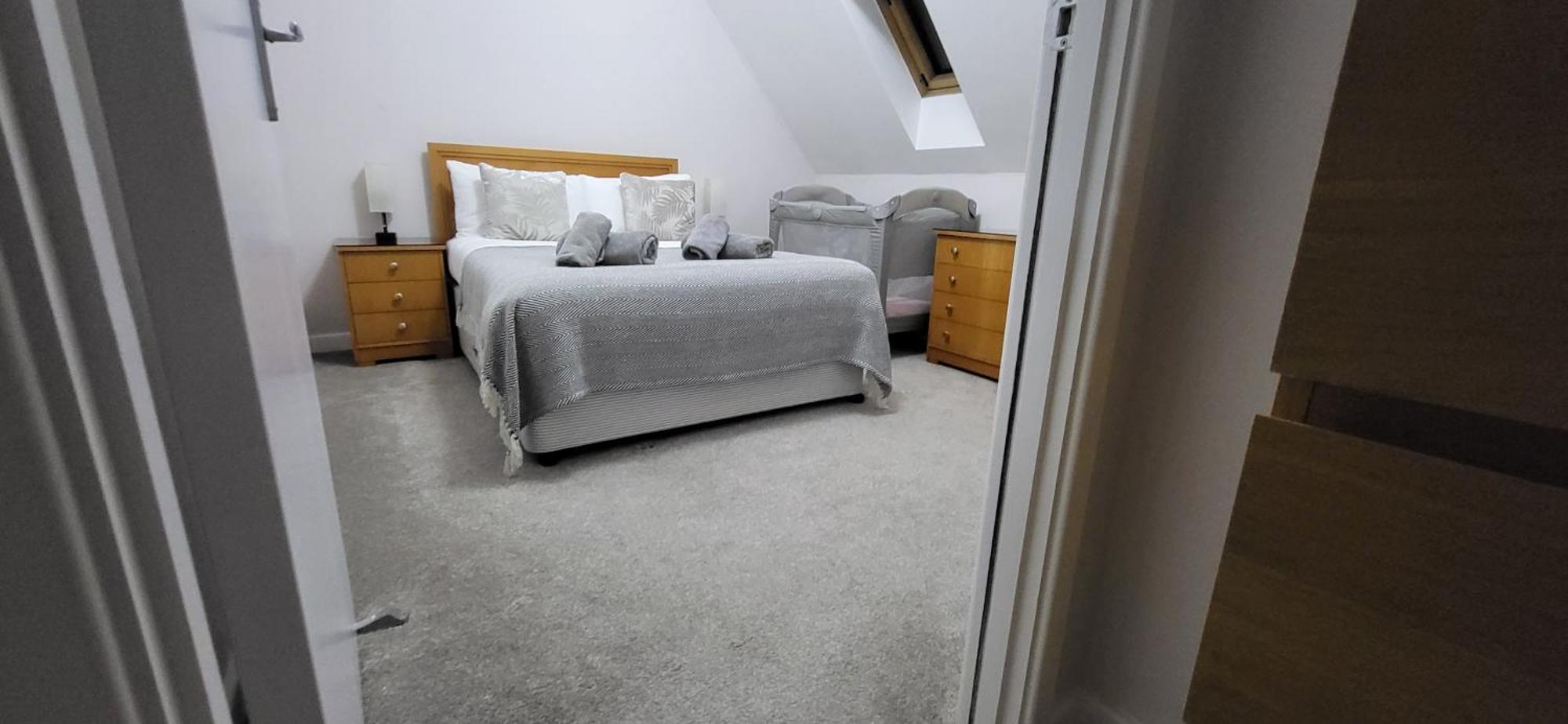 Stunning 3Br, Free Parking, Near Town Center, Long Term Discoun Apartment Reading Exterior photo
